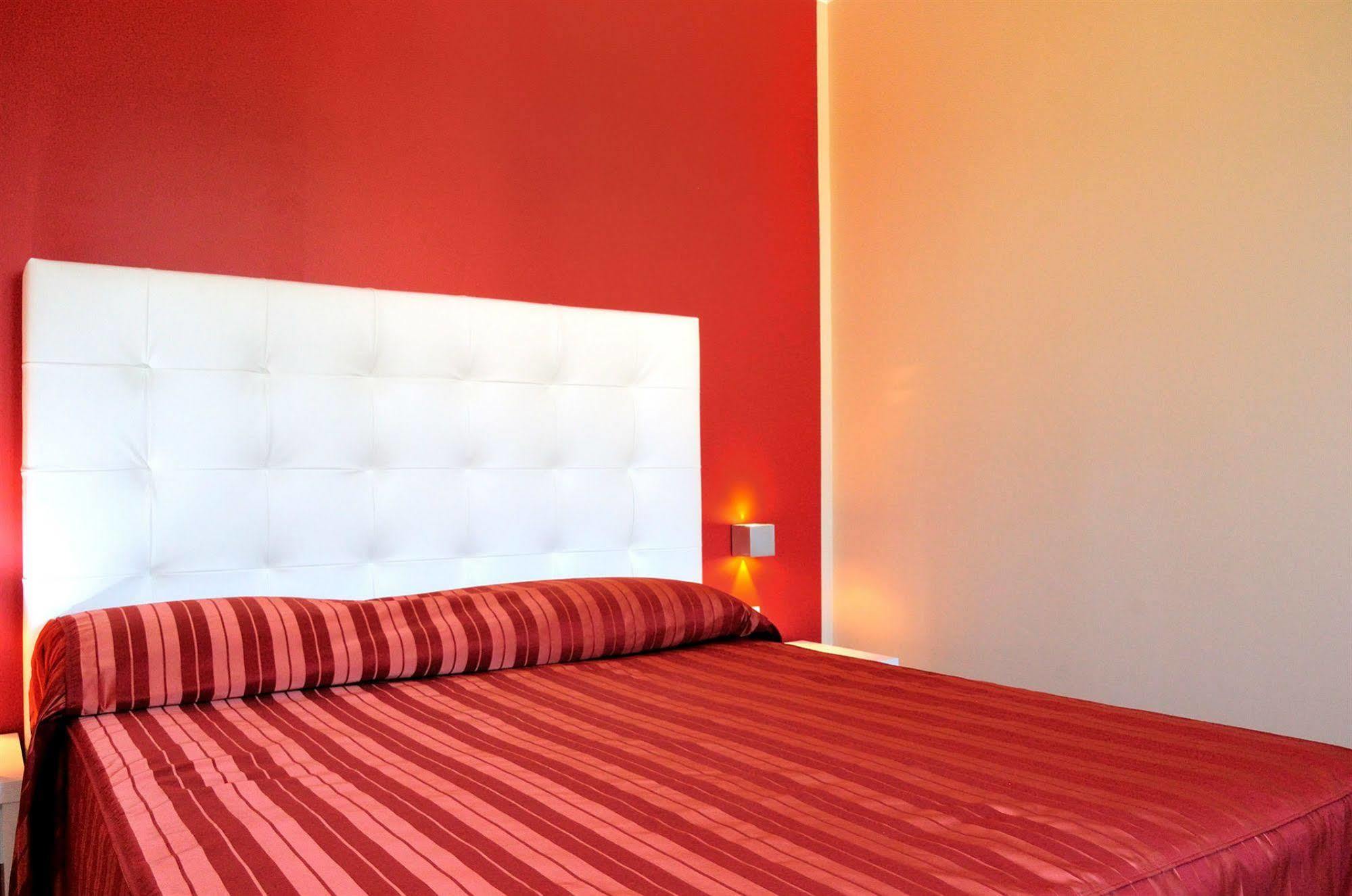 Hotel Villa Molinari كولّيكْيو المظهر الخارجي الصورة